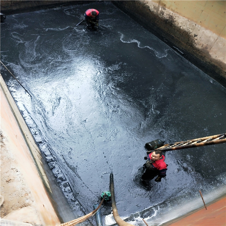 海东地废水池清理